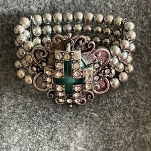 Turquoise beaded bracelet